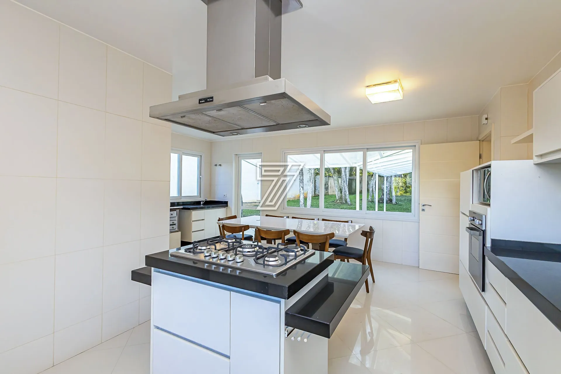 Casa para locação com 4 quartos e 3 suítes — photo 20