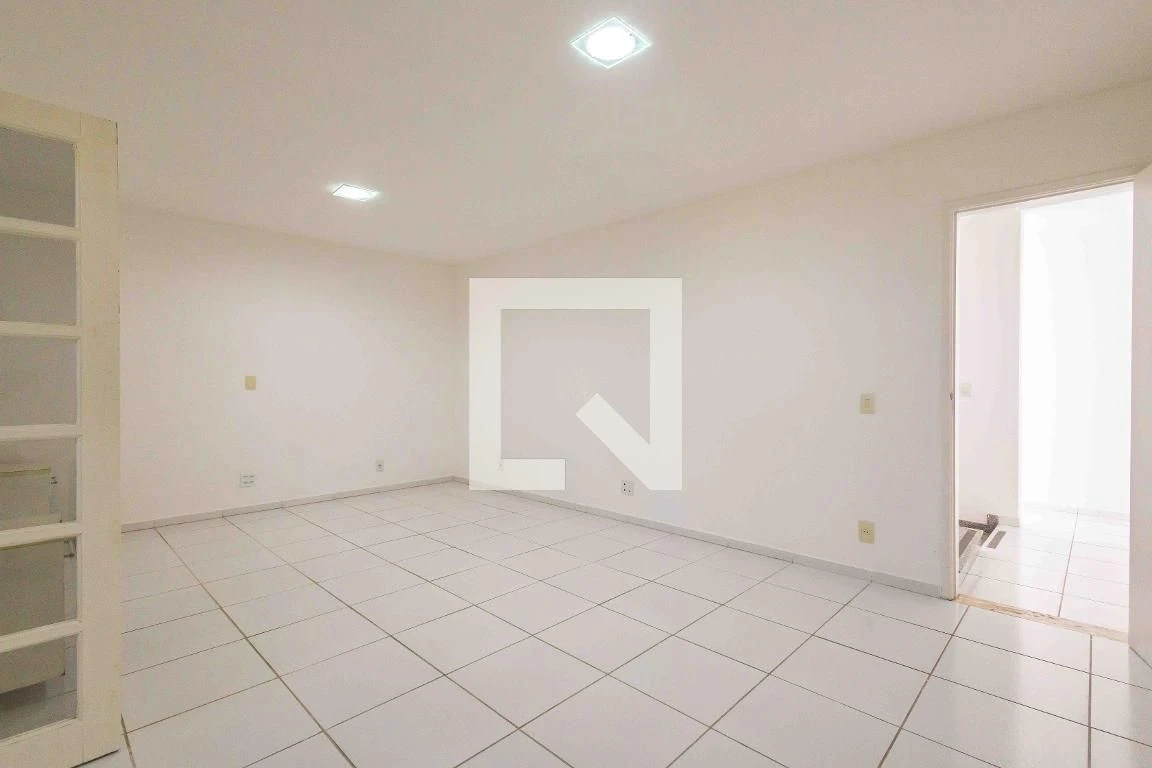 Condominium house with 3 bedrooms and private garden — photo 12