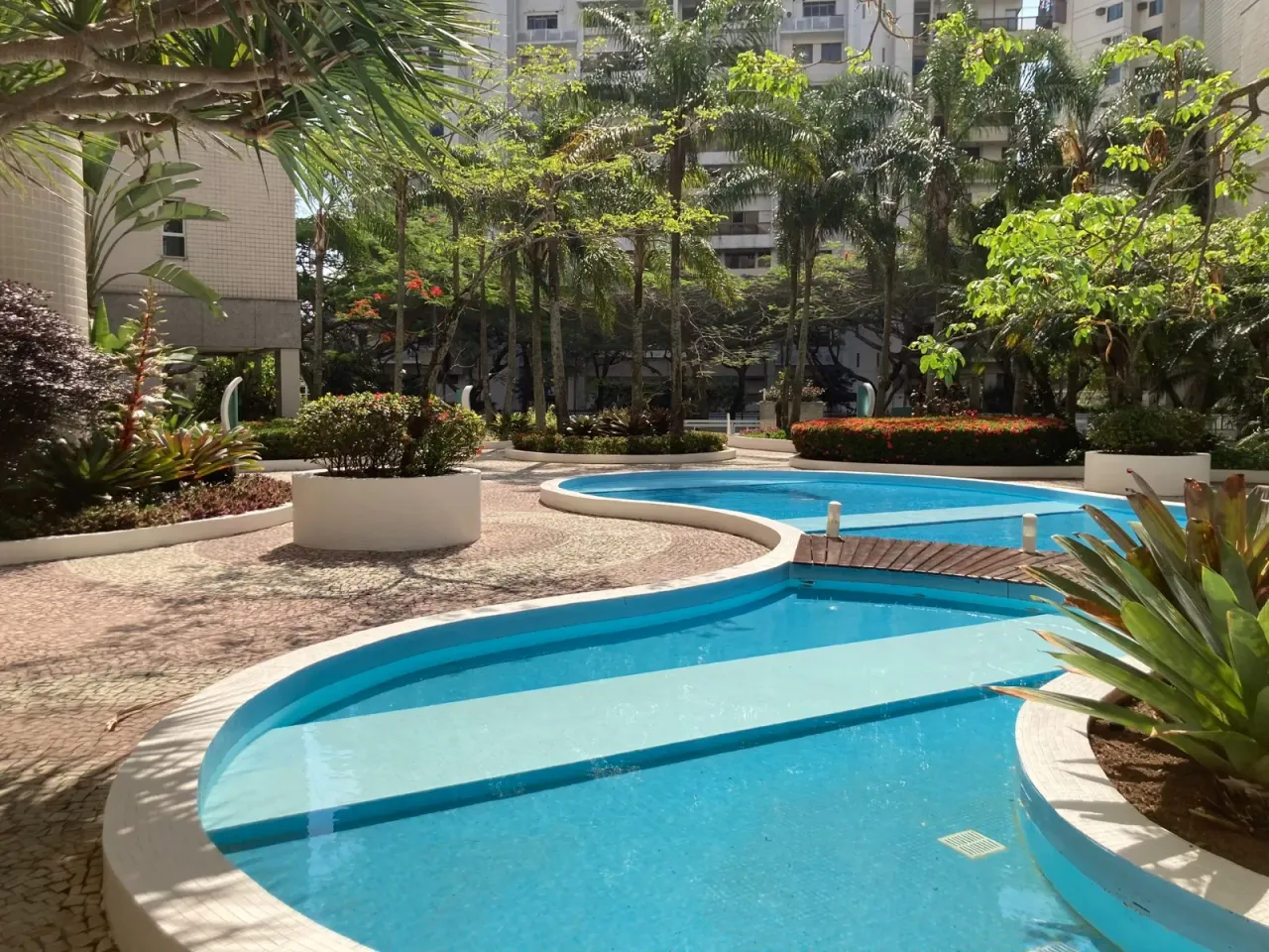 Apartamento mobiliado com cozinha americana e 131 m² — photo 6