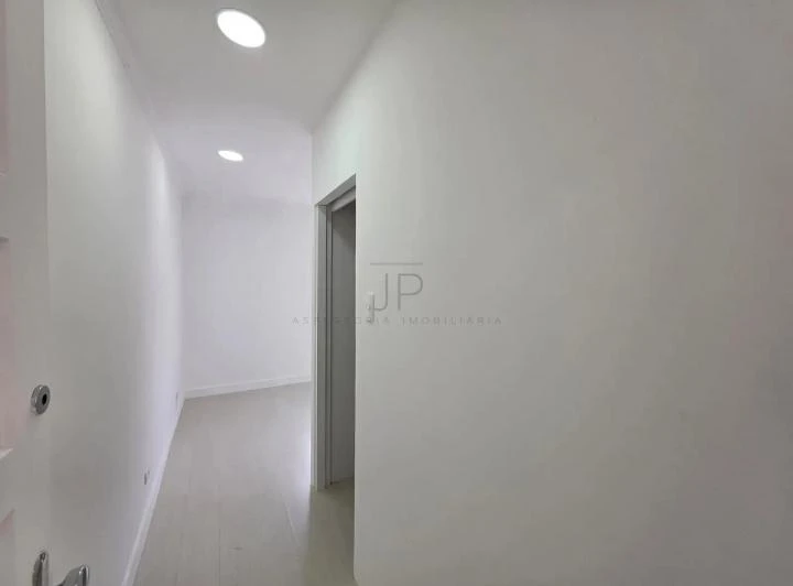 70 m² unfurnished apartment with 1 bedroom and air conditioning — photo 8