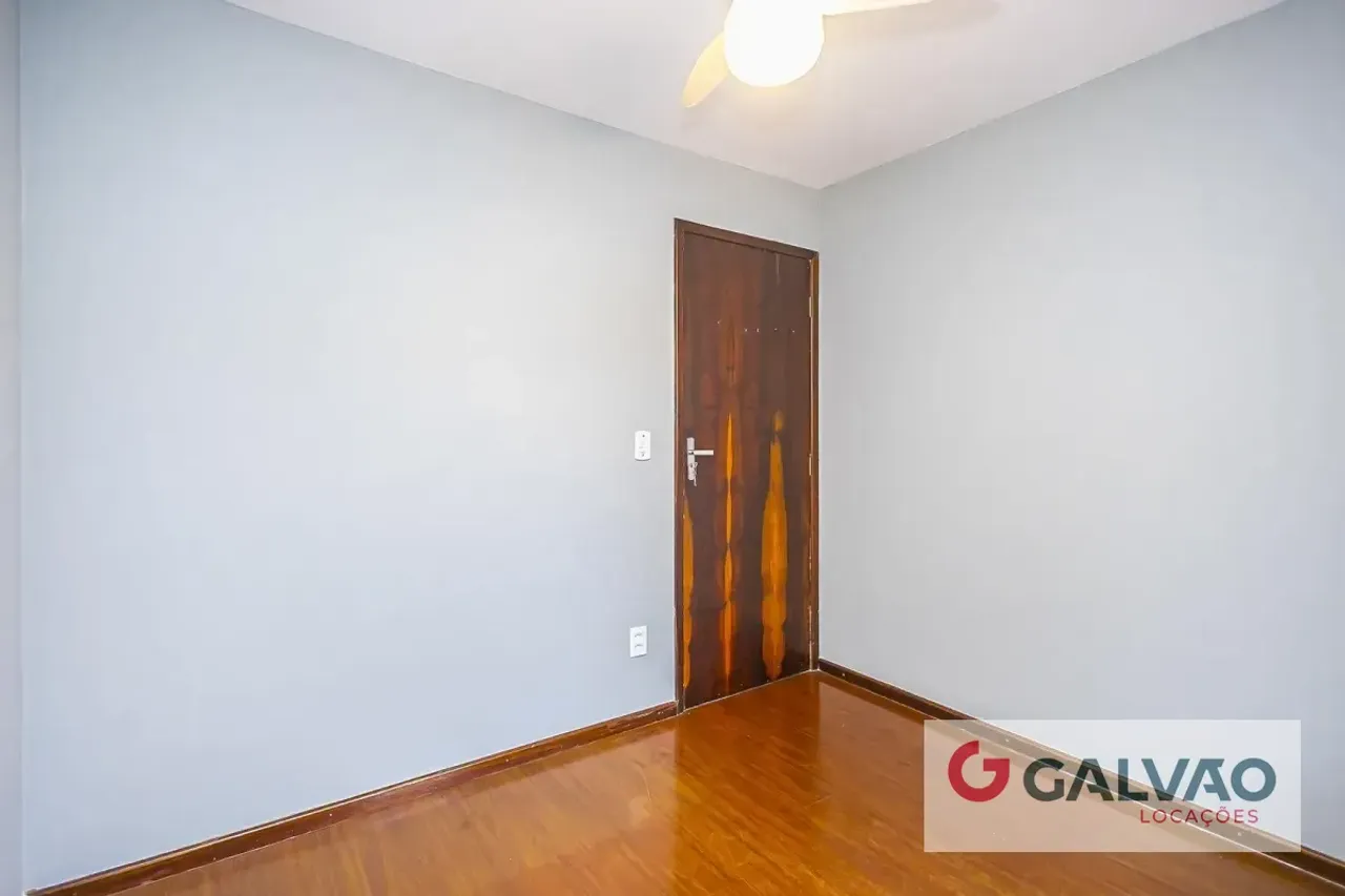 Two-story house with fitted kitchen and 2 parking spots — photo 10