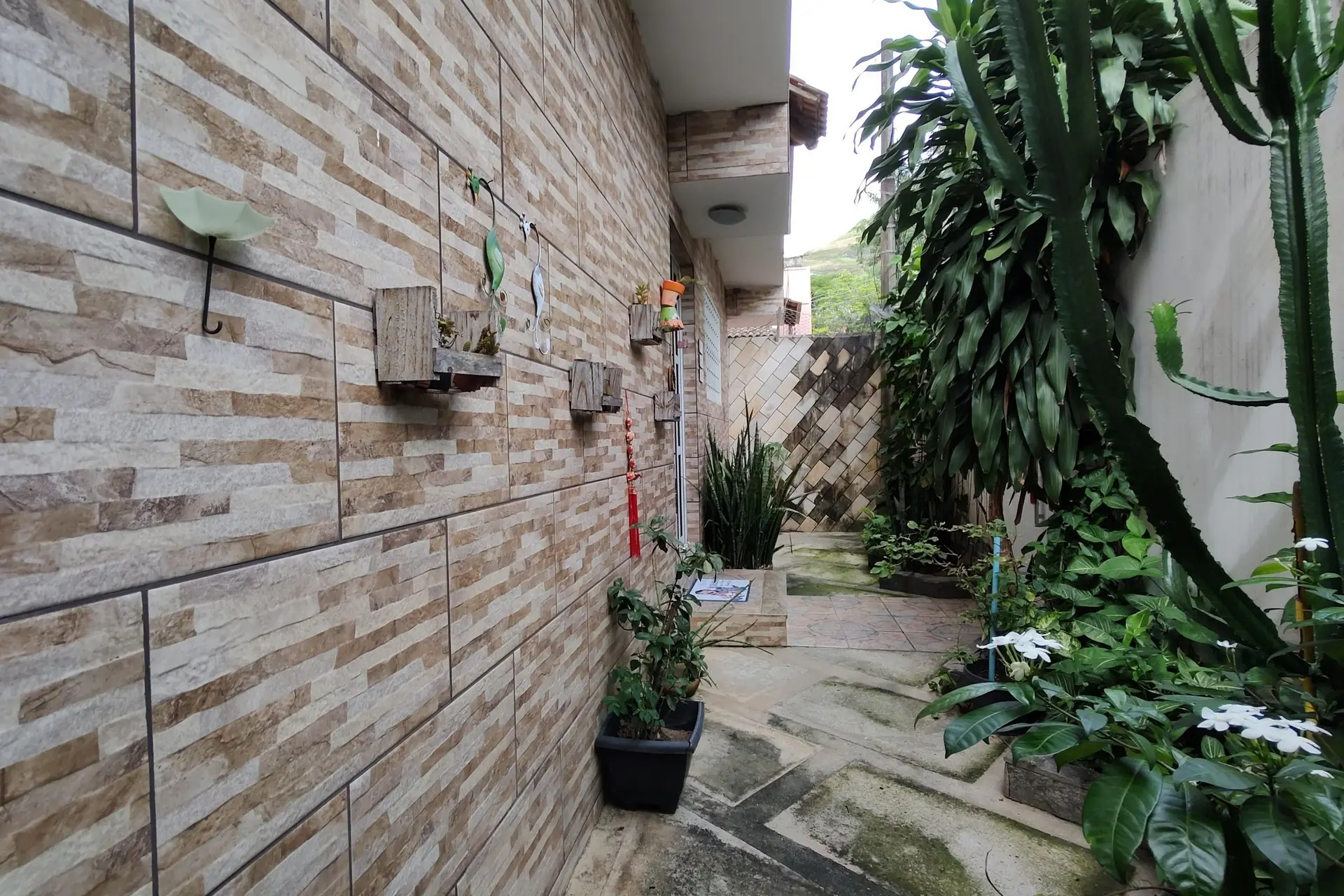 Furnished house with 4 bedrooms and a built-in balcony grill — photo 105