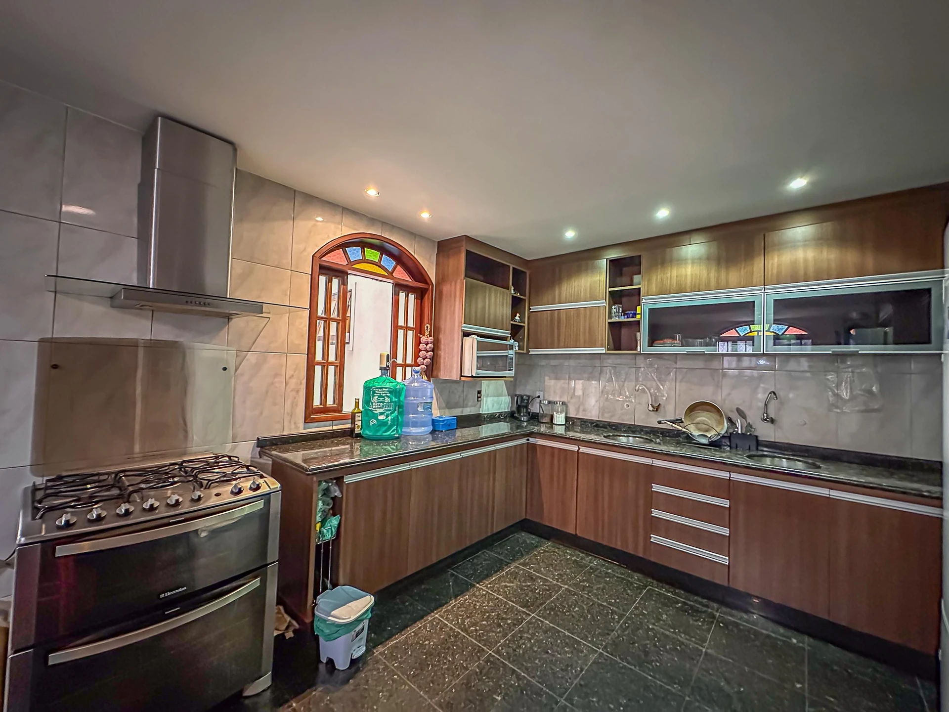 Furnished house with 3 bedrooms and a washing machine — photo 13