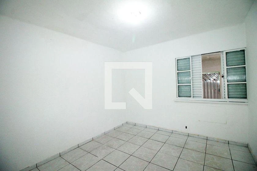 Rental house with 3 bedrooms and a balcony — photo 2