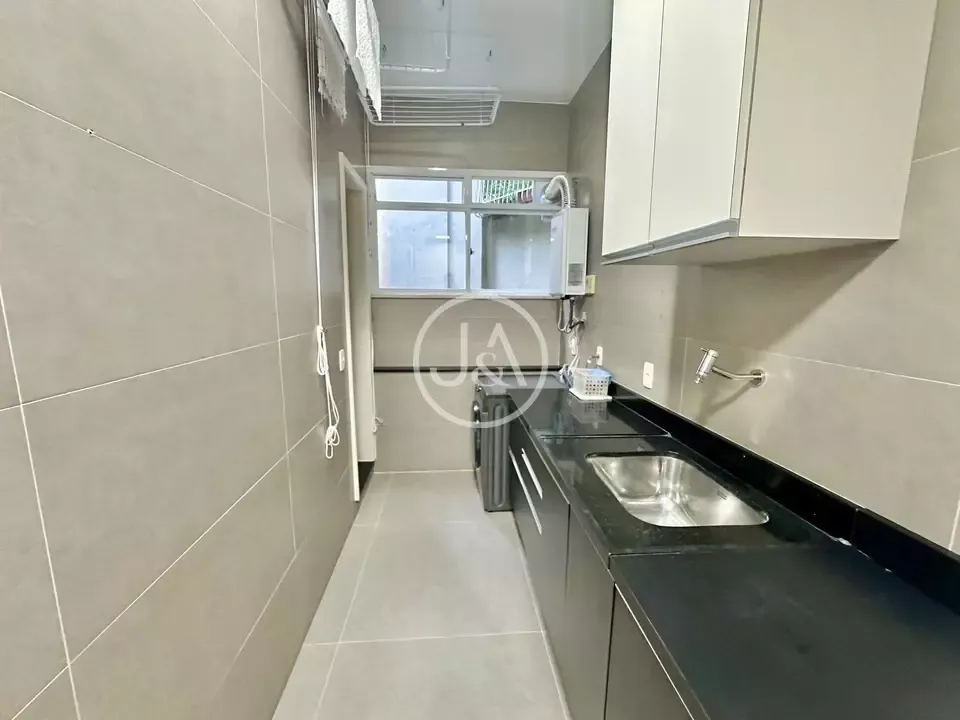 Apartamento amueblado con 3 dormitorios y cocina abierta — photo 22