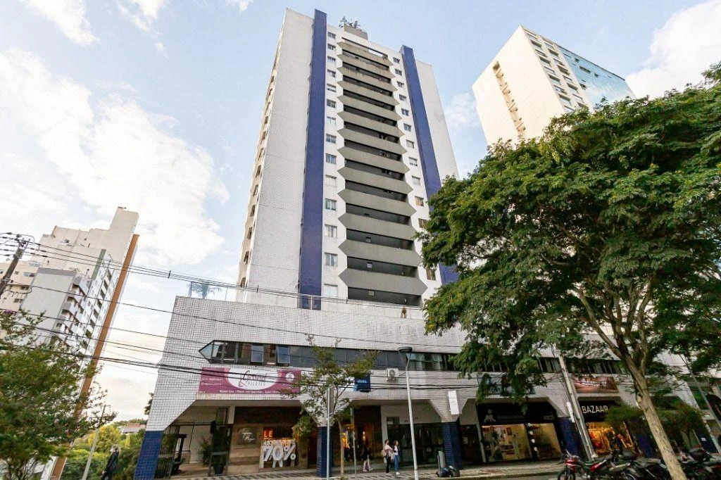 3-bedroom apartment with a washing machine in Curitiba — photo 4
