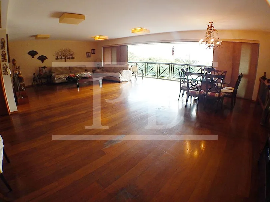 4-bedroom apartment with 266 m² and 4 parking spaces — photo 5