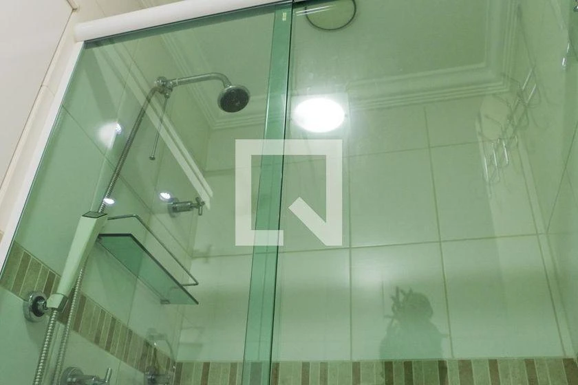 Furnished apartment, 150 m², with a glass-enclosed balcony — photo 33