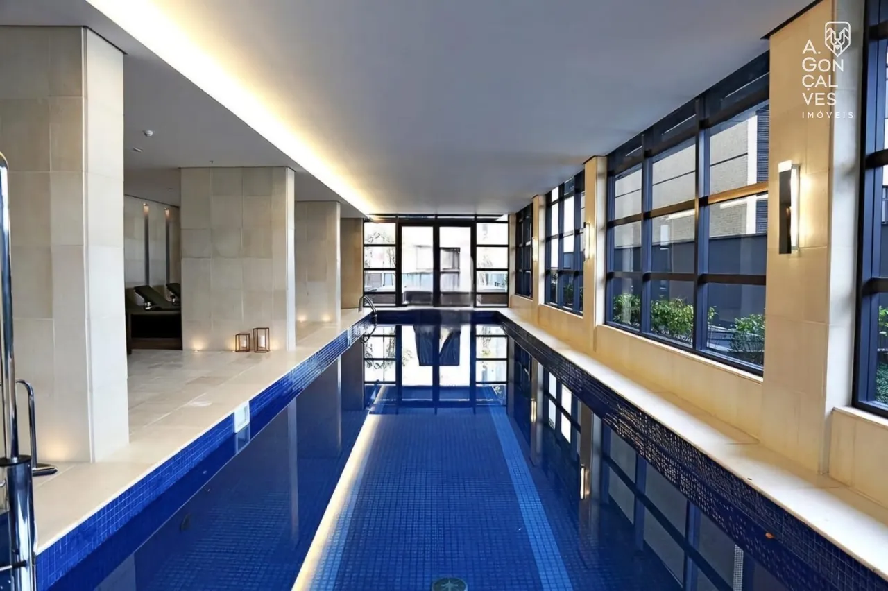 Furnished 56 m² apartment with balcony and 1 parking — photo 11