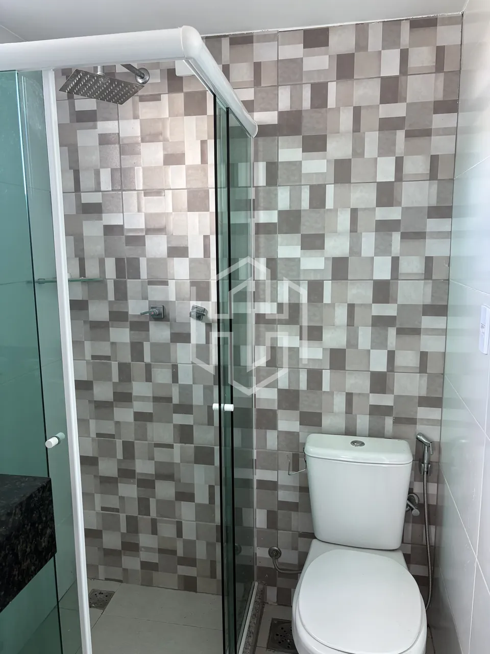 Apartamento sem mobília com 3 dormitórios e cozinha americana — photo 12