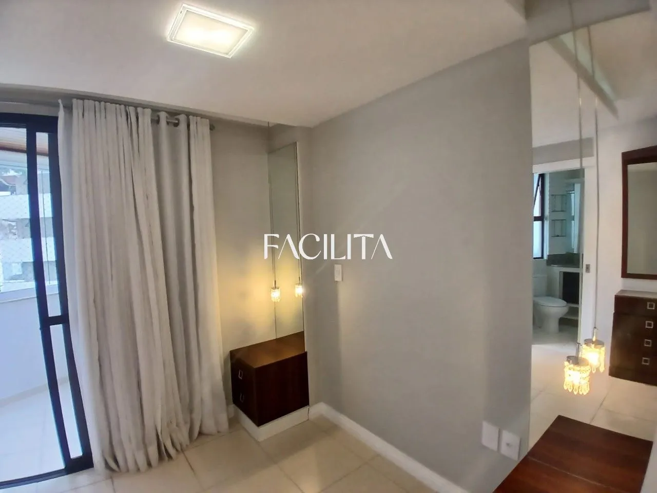 Apartamento de 3 dormitorios con baño en suite y balcón — photo 15