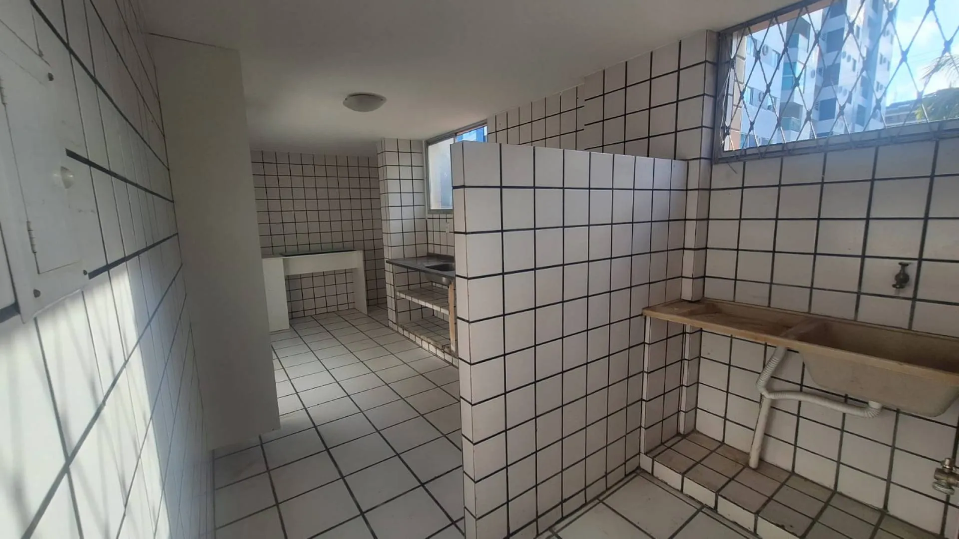 Квартира 107 м² в аренду с 3 спальнями и 1 парковкой — photo 5