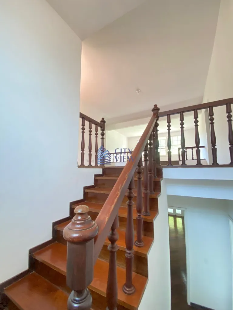 Unfurnished 4-bedroom house with 1000 m² — photo 8