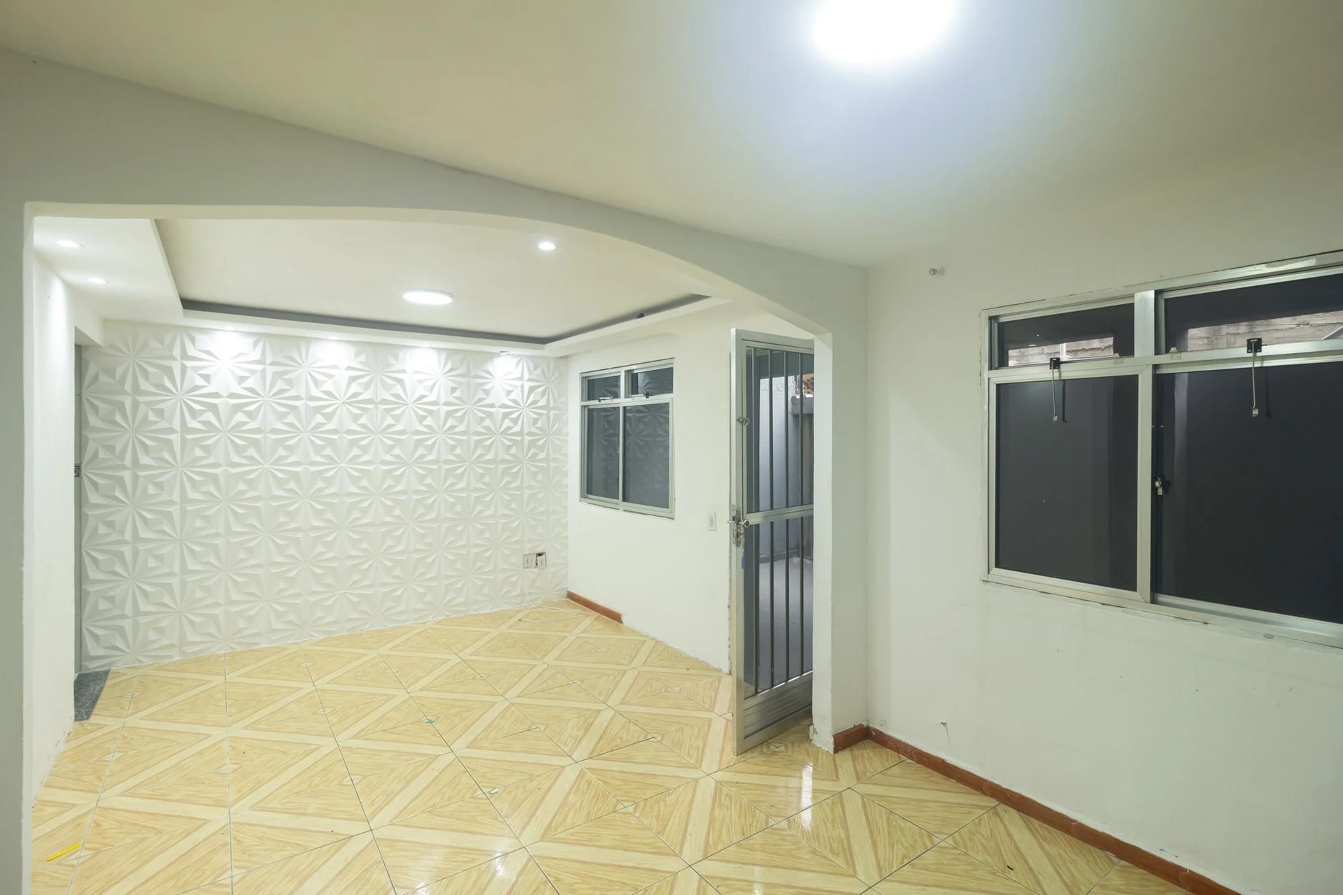 House for rent with 1 bedroom, separate kitchen and balcony