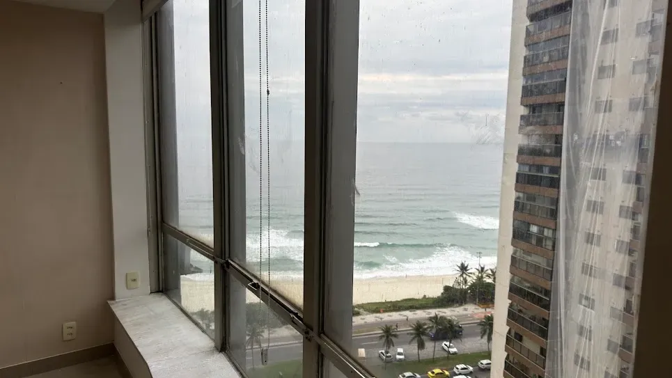 Apartamento, 86 m², com janelas do piso ao teto — photo 8