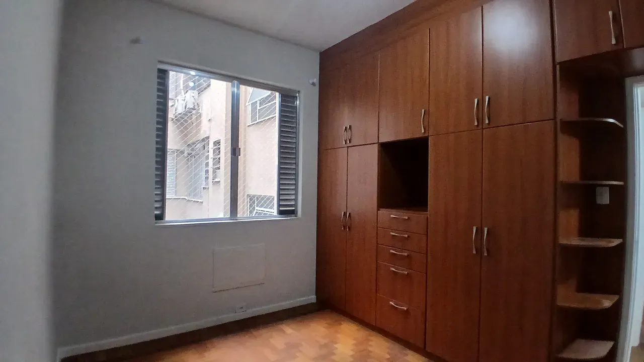 Apartment on the 1st floor with wood or laminate floors — photo 3