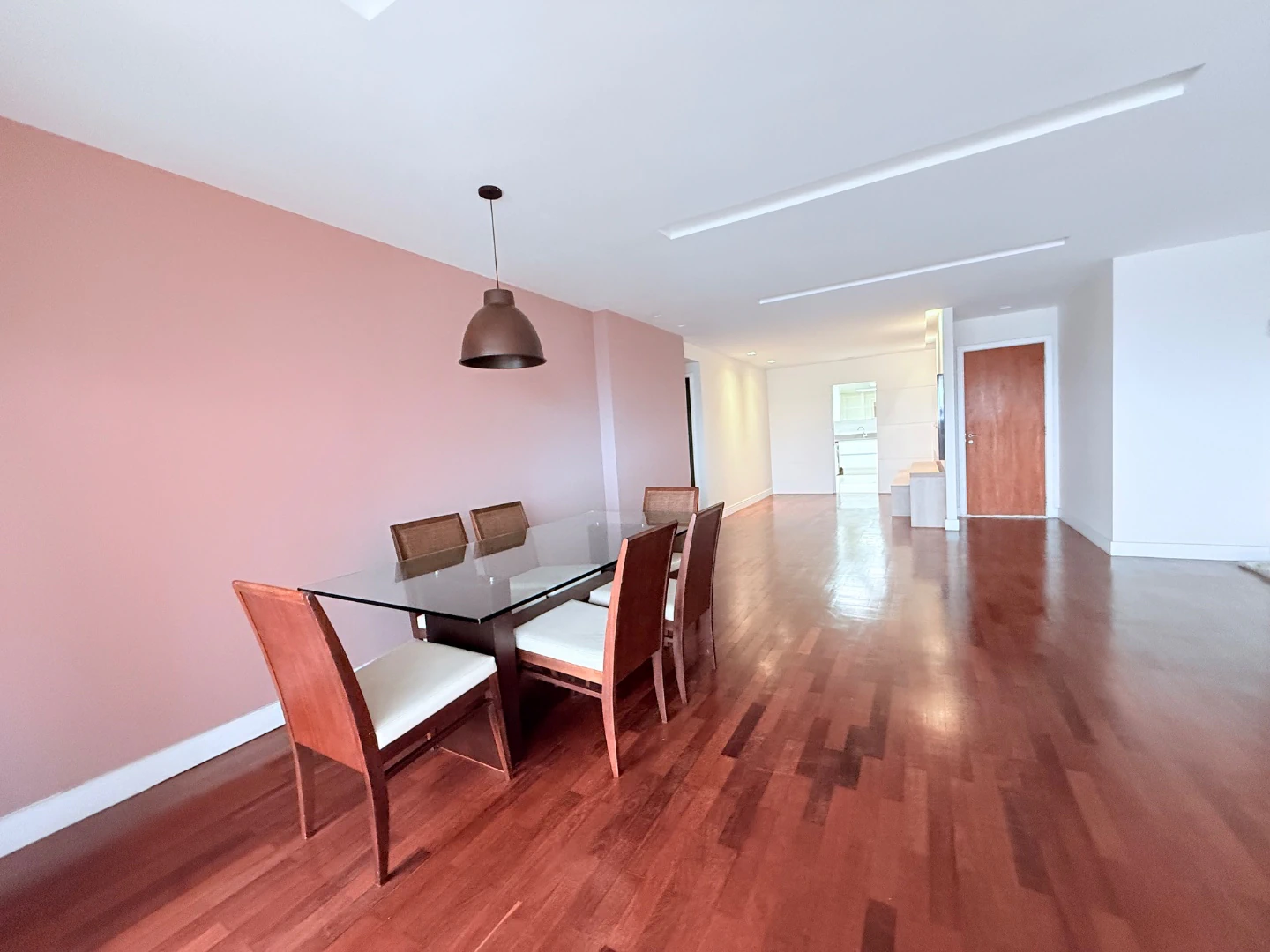 4-bedroom apartment with a washing machine in Rio de Janeiro — photo 12