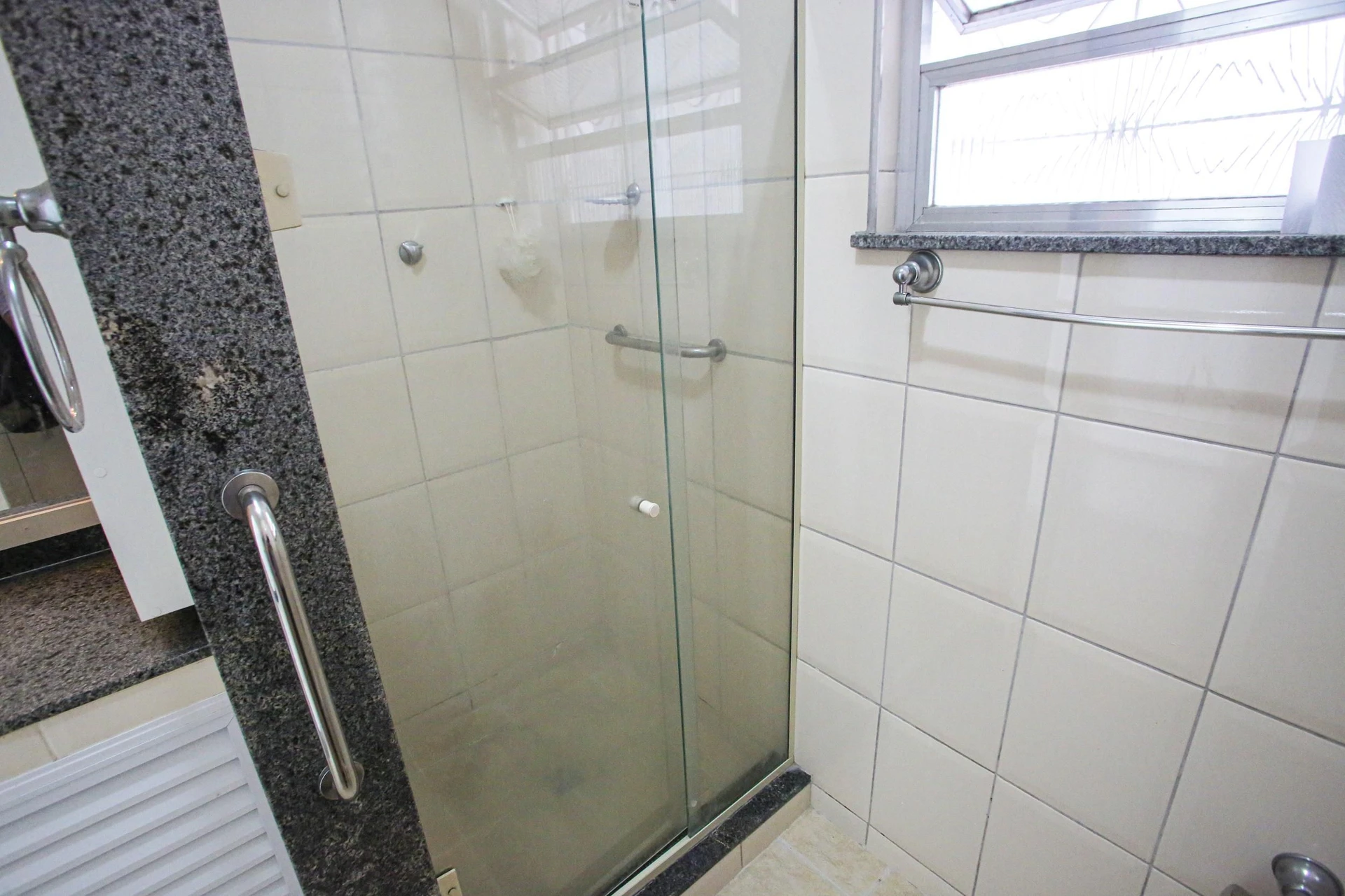 Будинок із 3 спальнями та садом — photo 27