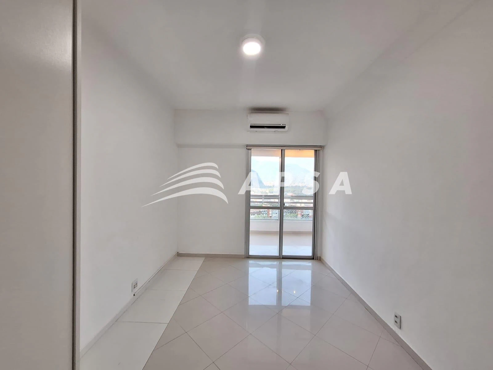One-bedroom apartment in a building with a pool — photo 3