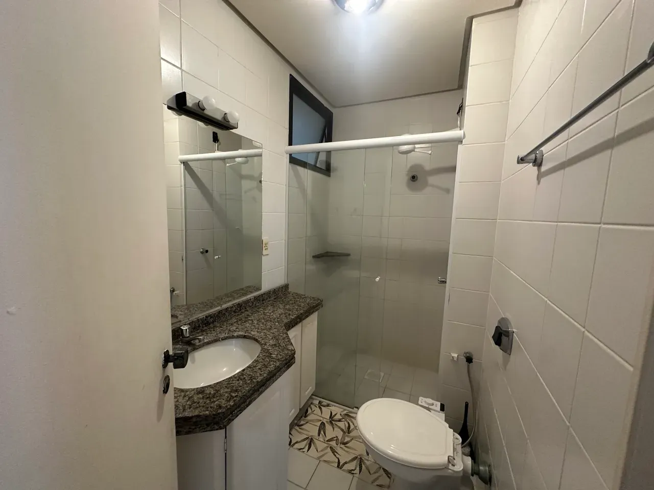 Furnished 1-bedroom apartment with 46 m² and an open kitchen — photo 8