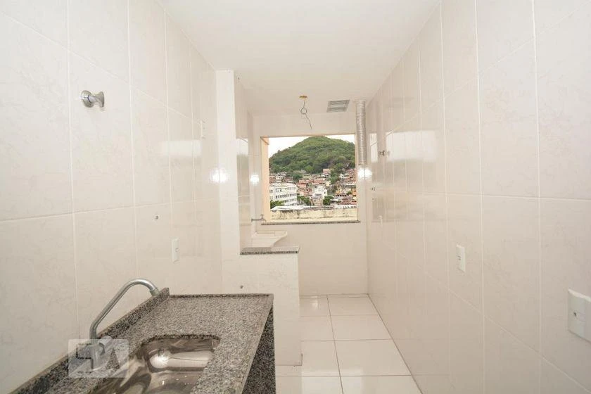 2-bedroom apartment with a mountain view in Rio de Janeiro — photo 18