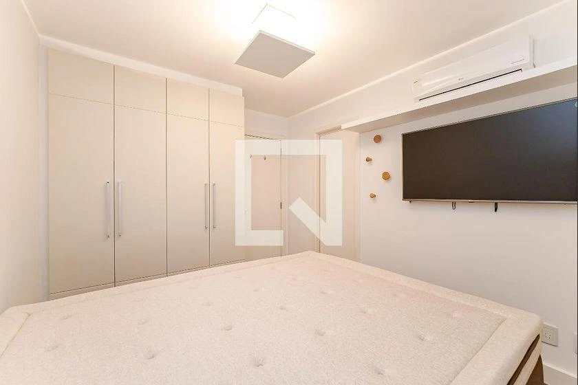 Furnished apartment with 3 en-suite bedrooms and 211 m² — photo 37