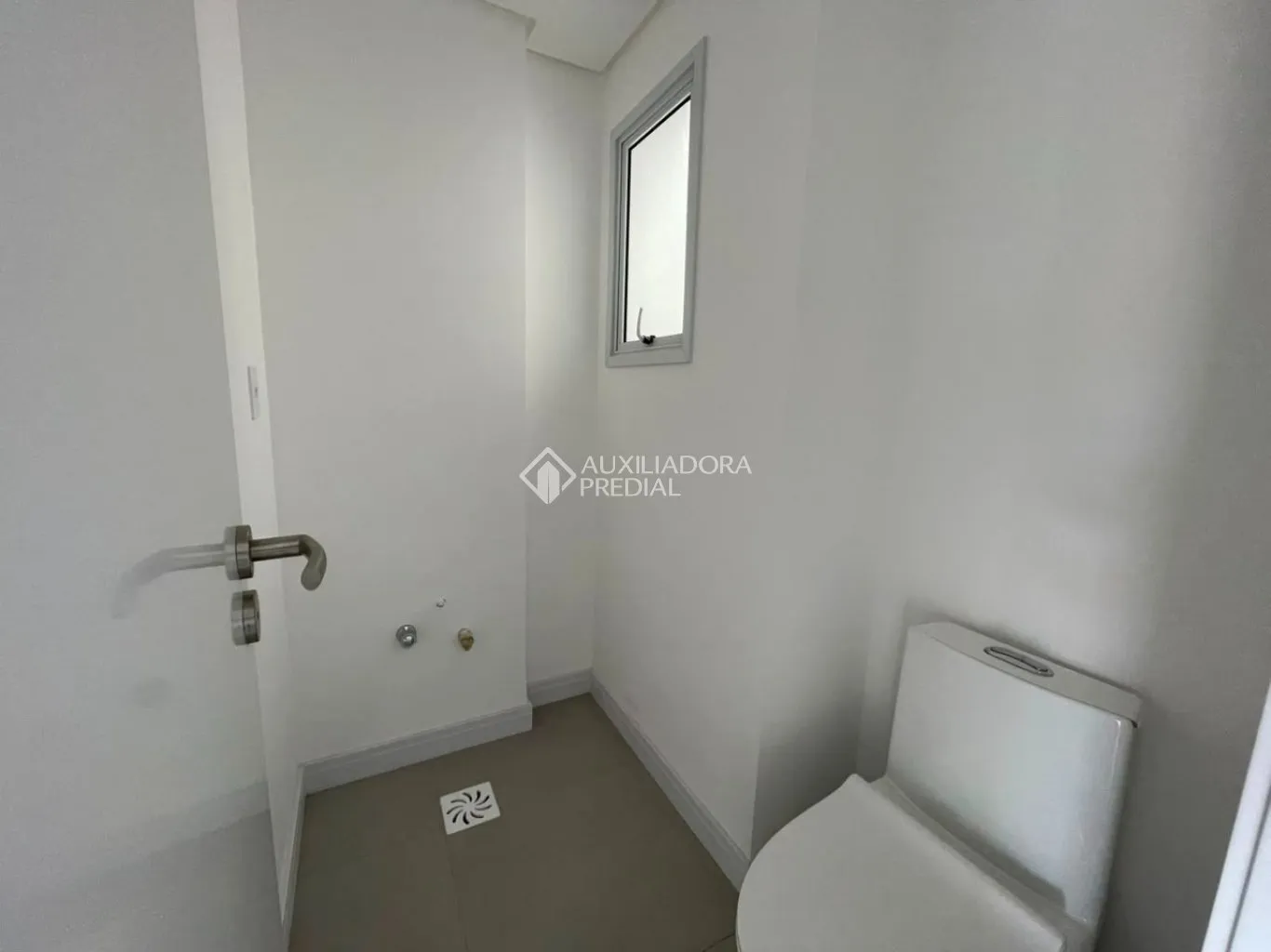 Cobertura com sacada, home office e 2 quartos (1 suíte) — photo 28