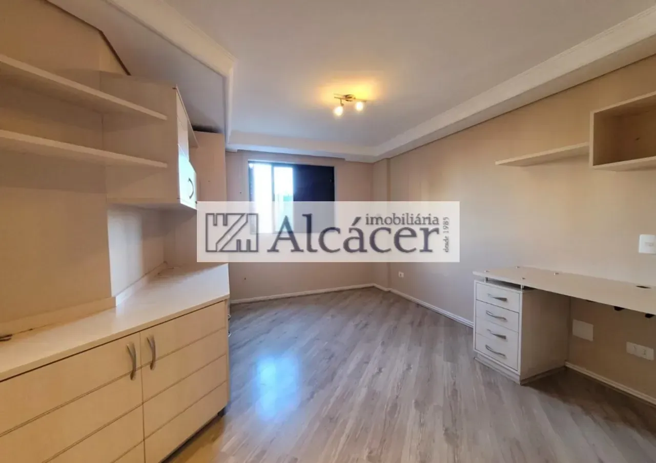 236 m² apartment with 2 en-suites and private BBQ — photo 6