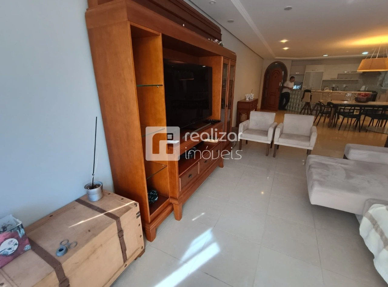 Apartamento de 4 dormitorios con 196 m² y 2 plazas — photo 5