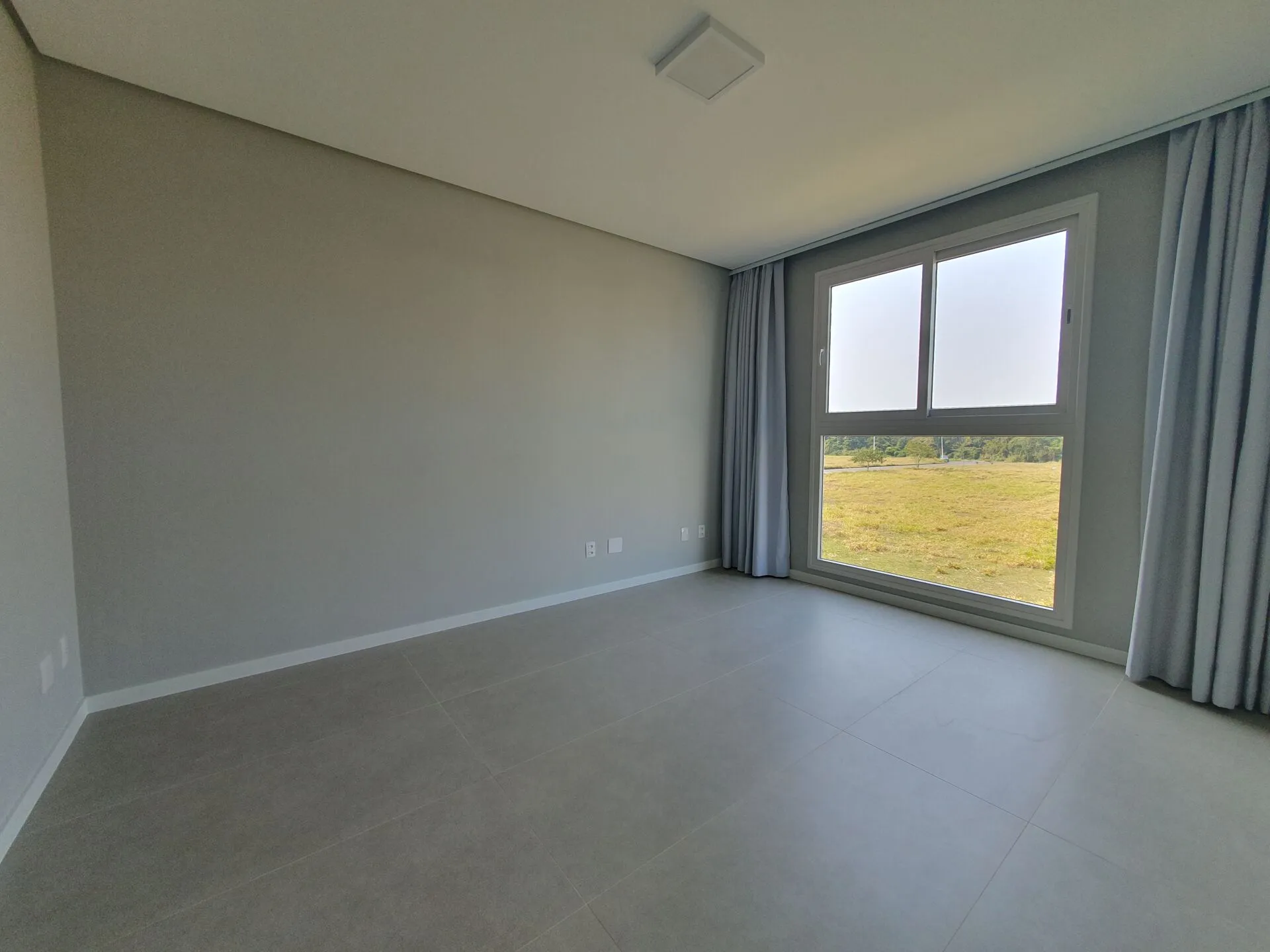 Гардеробна та 3 спальні: будинок 188 м² — photo 3