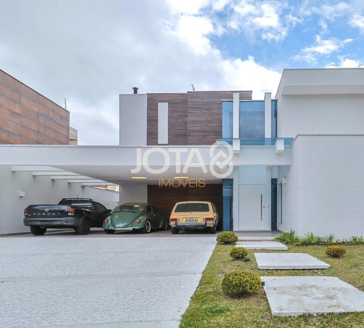 House with 3 en-suites, 400 m², plus a home office desk — photo 27