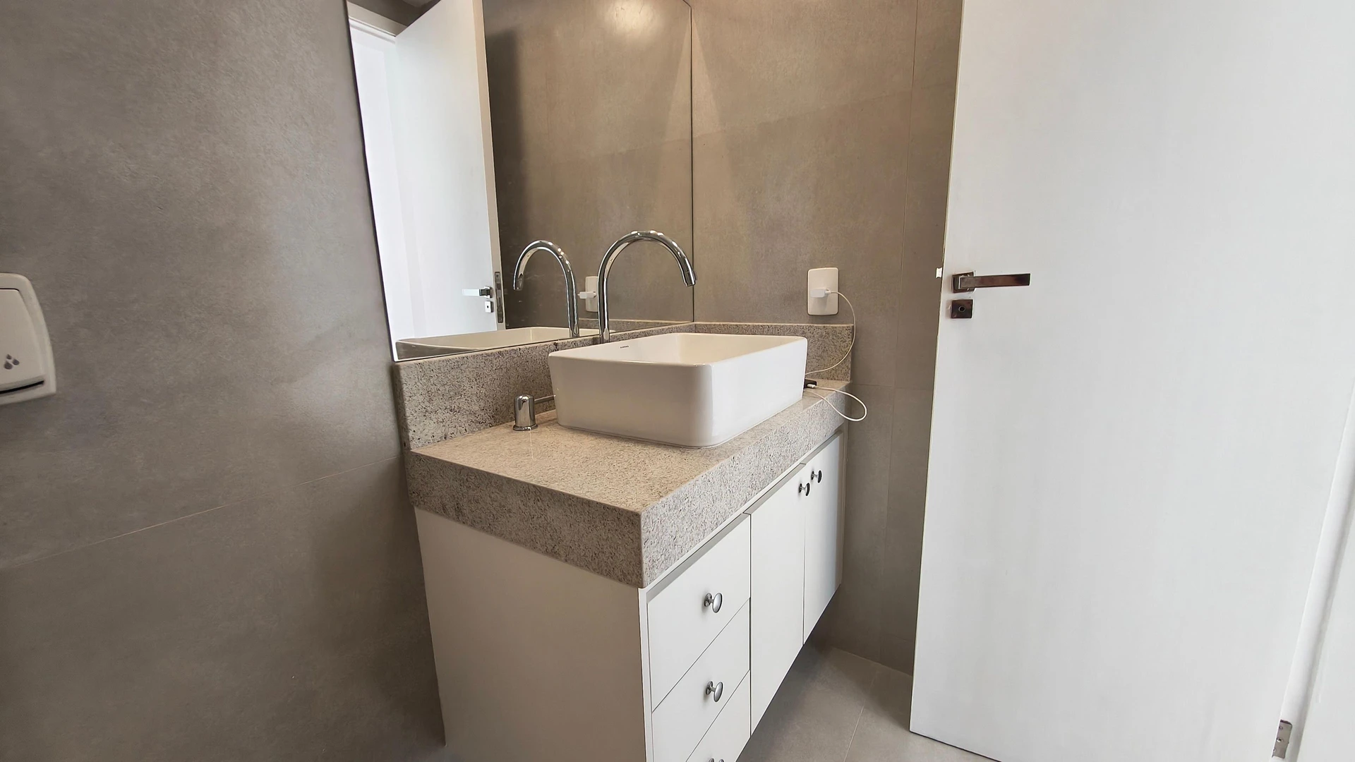 Apartamento, 55 m², com vista para as montanhas