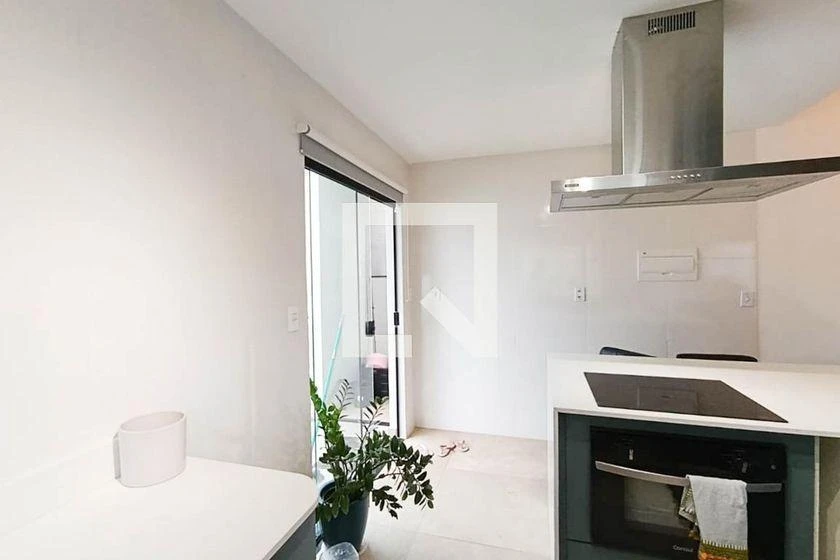 Furnished house with A/C, 2 bedrooms and 140 m² — photo 10
