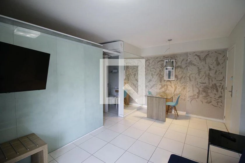 Furnished 2-bedroom apartment with 67 m² — photo 30