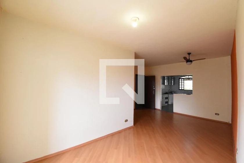 Unfurnished house with 4 bedrooms and laundry area — photo 7