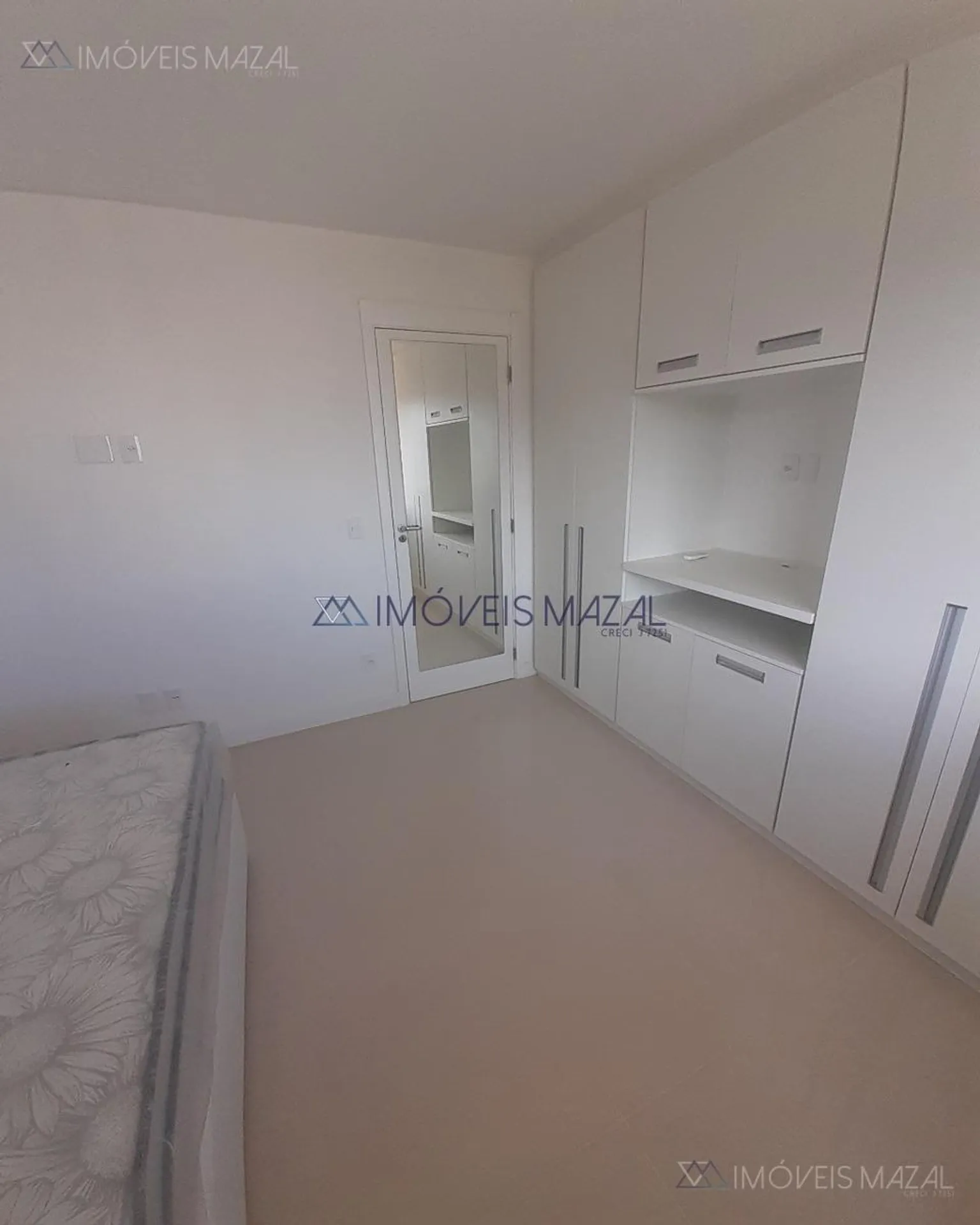 Linear duplex with 3 bedrooms and a BBQ balcony — photo 11