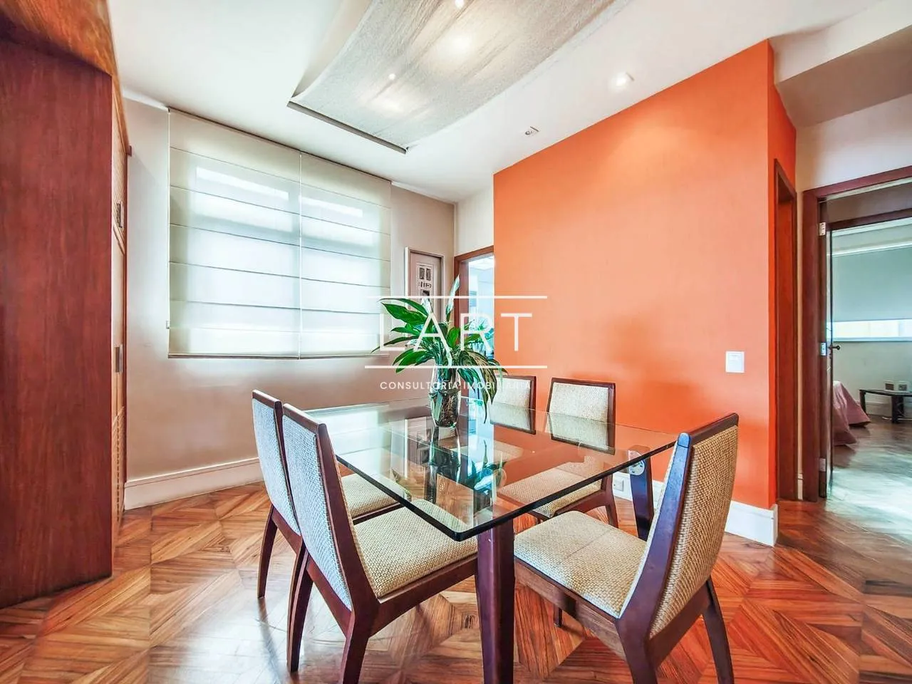 3-bedroom apartment with a water view in Rio de Janeiro — photo 23