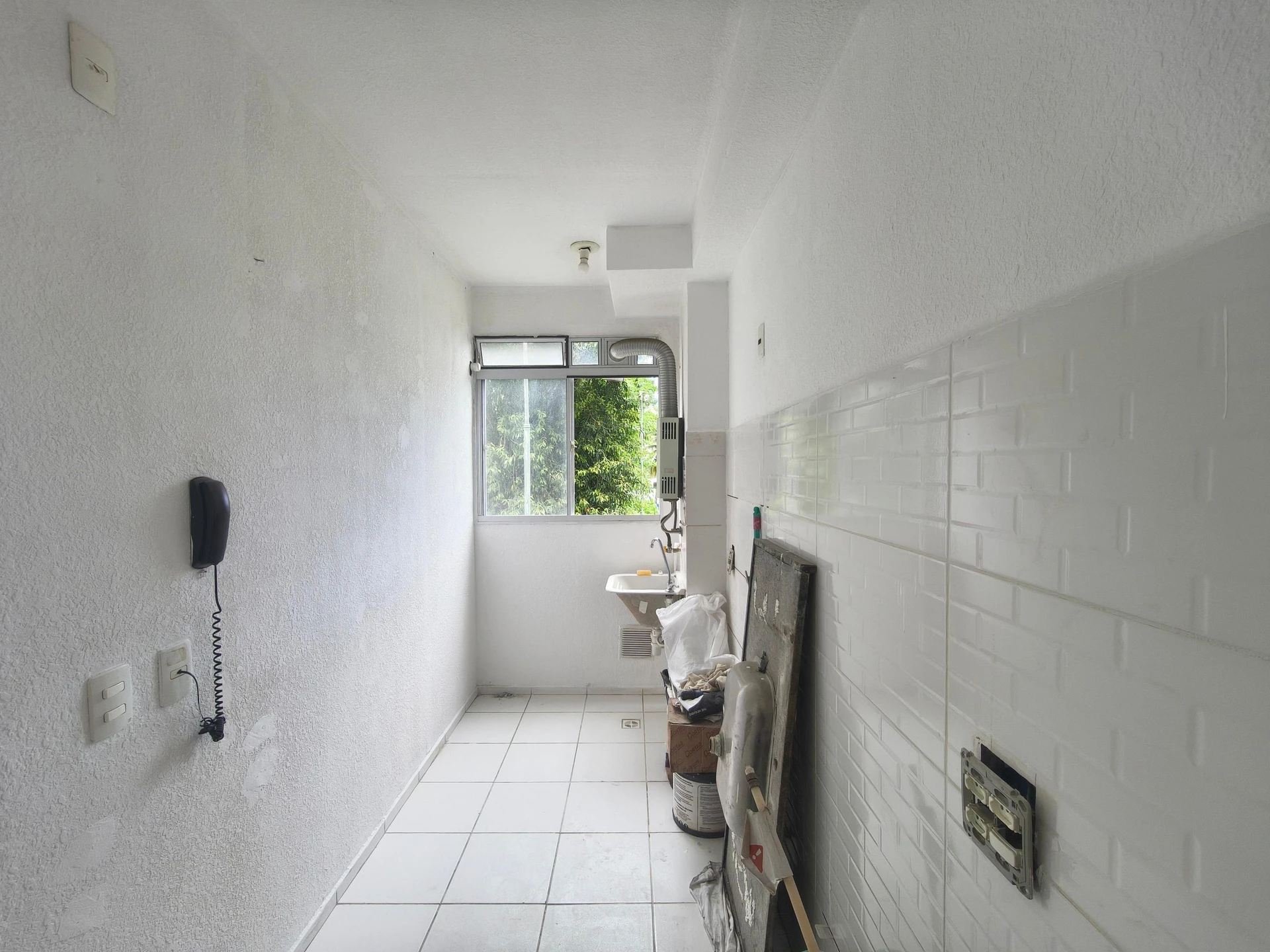 2-bedroom apartment with 1 parking space and 1 bath — photo 27