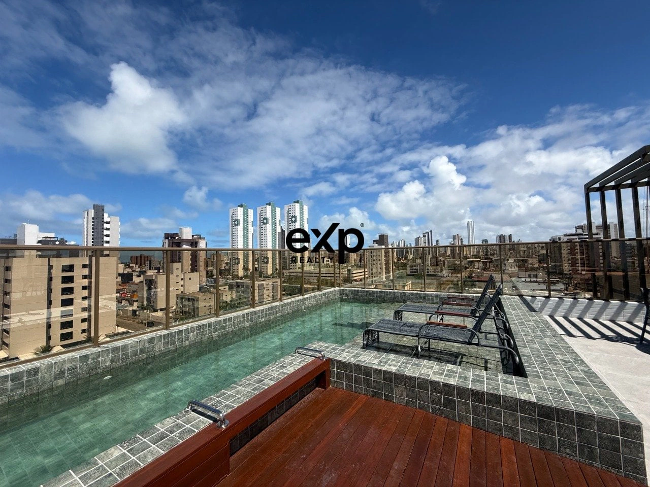3-bedroom apartment, 2 with their own bathrooms, 76 m² — photo 26