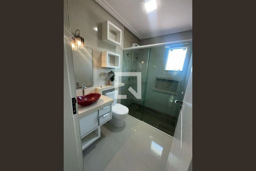 Furnished house with 3 bedrooms and an open-plan kitchen — photo 20