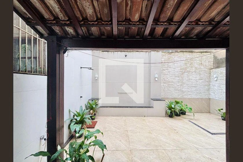 Furnished 2-bedroom apartment, 75 m² — photo 9