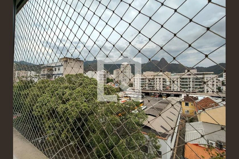 2-bedroom apartment with balcony and 75 m² — photo 3