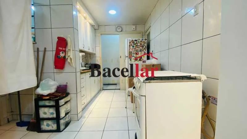 Furnished apartment with 2 bedrooms and 2 bathrooms — photo 6
