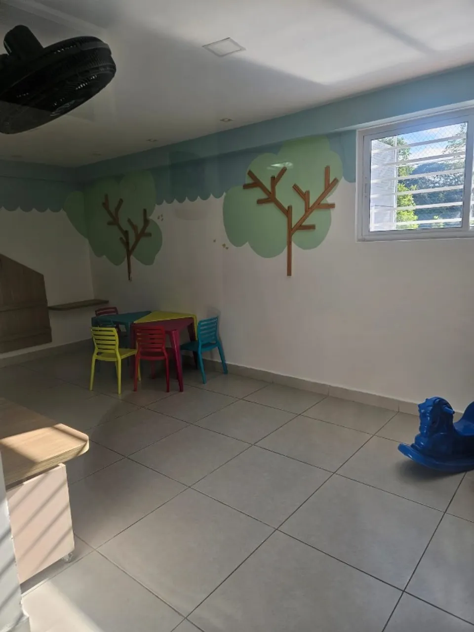 Квартира с кухней открытого плана и 3 спальнями — photo 17