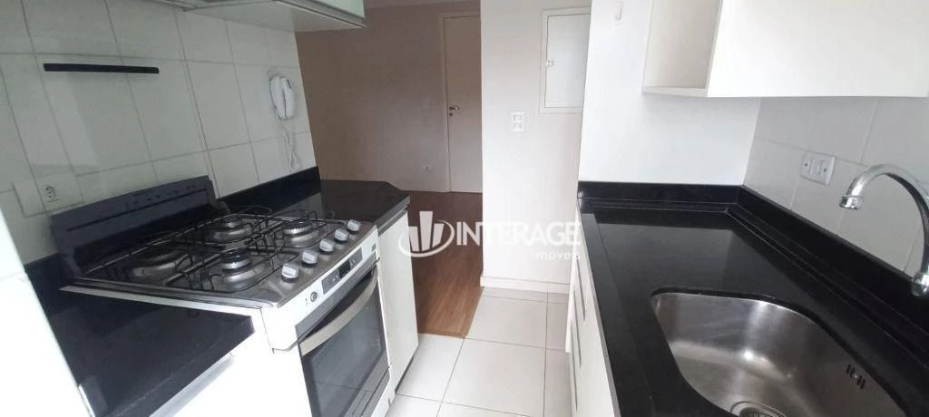 3-bedroom apartment with wood or laminate floors in Curitiba — photo 12