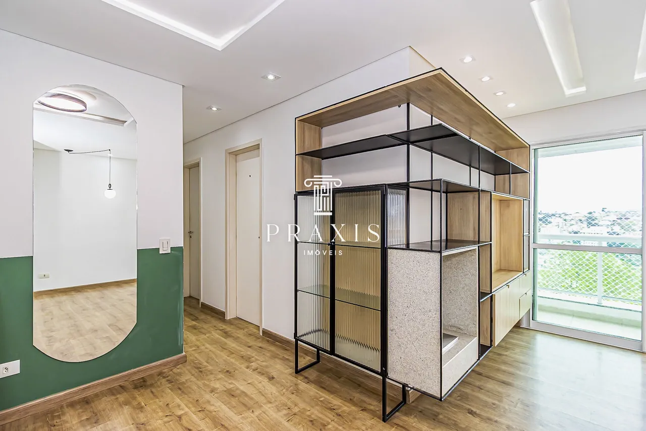 Wood or laminate floors in a 3-bedroom apartment, 66 m² — photo 6