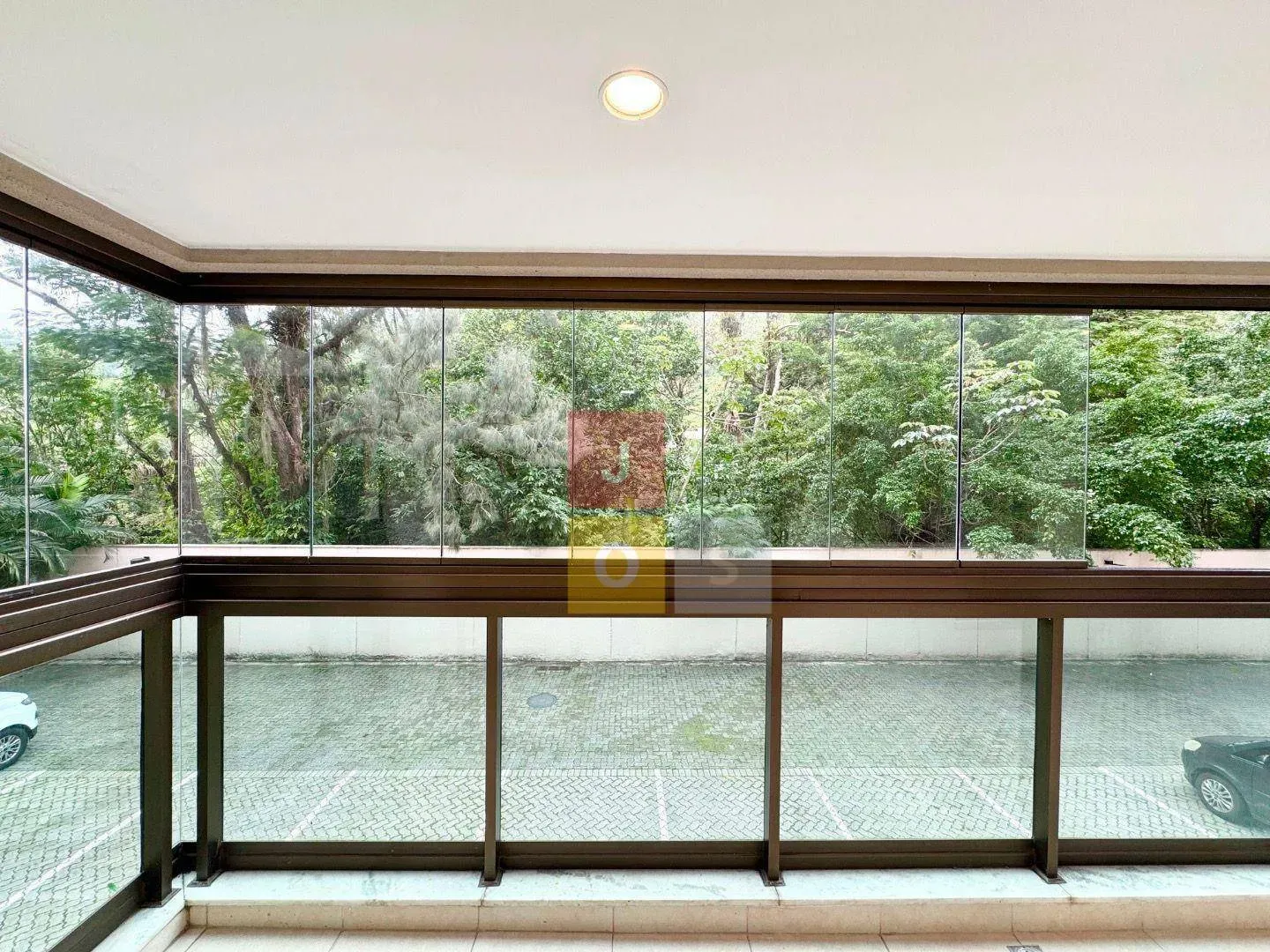 2-bedroom apartment with glassed balcony and 1 parking — photo 5
