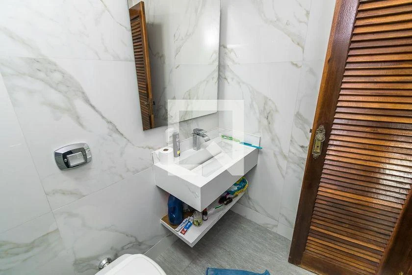 Casa de 400 m² com 4 suítes e 6 banheiros — photo 48