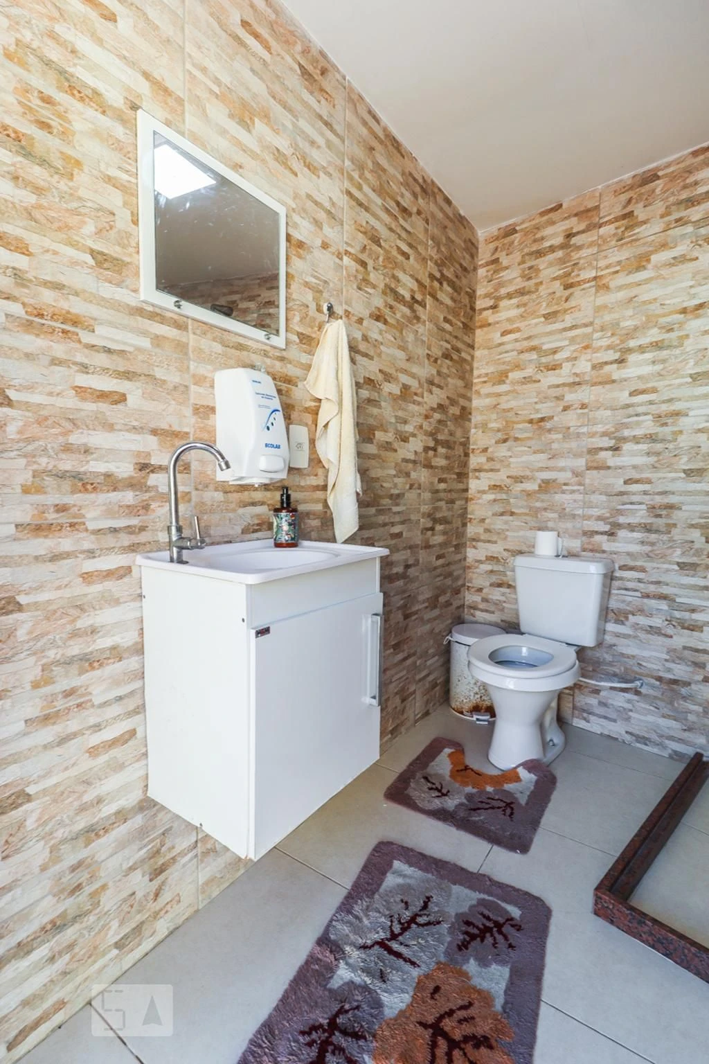 Furnished house with 3 bedrooms and private yard — photo 34