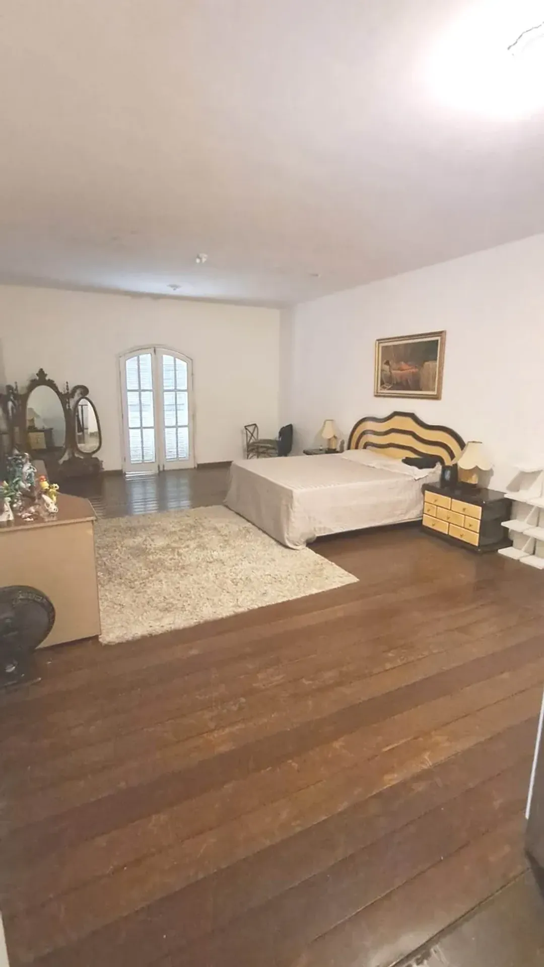 4-bedroom house with a home office — photo 17